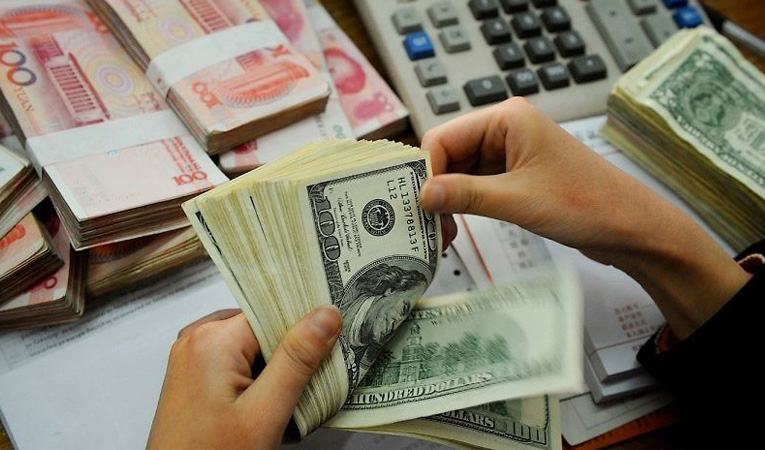 Dolar 2,86'nın altını gördü